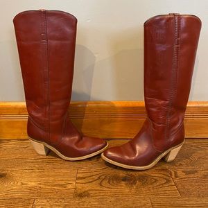 Women’s Vintage Frye American Classic Boots
